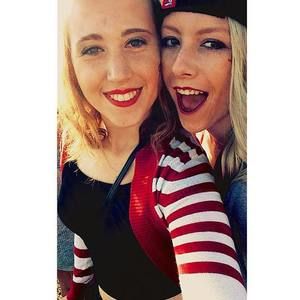 Meet your Posher, Brenna