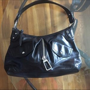 Beautiful DKNY leather shoulder bag!