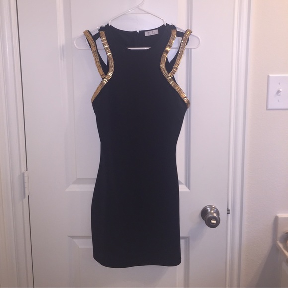 Tobi Dresses & Skirts - Little Black Dress