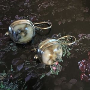 SardaSterlingSilver/WhiteGreyVarigatedTurquoise