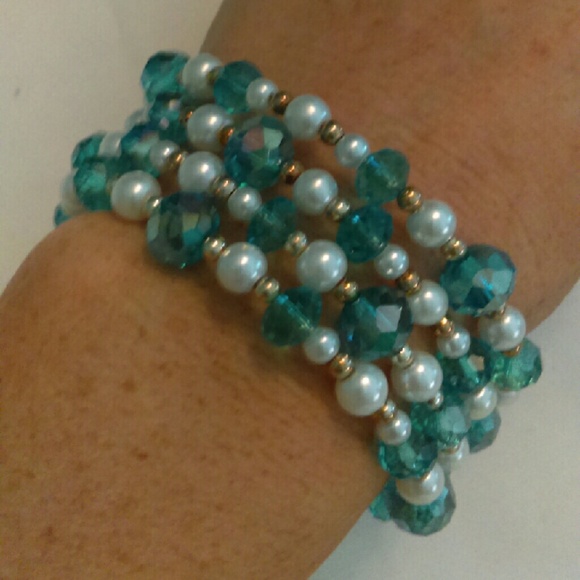 Handmade Memory Wire Bracelets-Set of Three - Picture 3 of 4