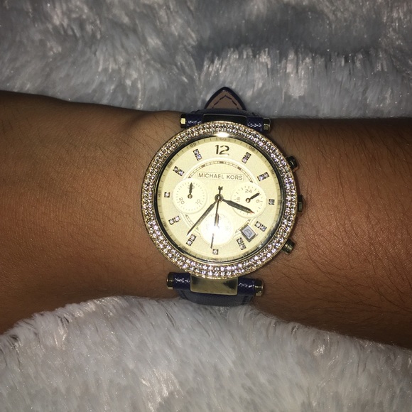 NWOT Michael Kors Watch w/ dark blue strap