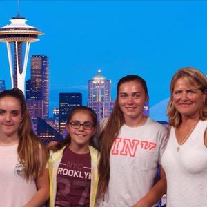 Meet your Posher, Brooke