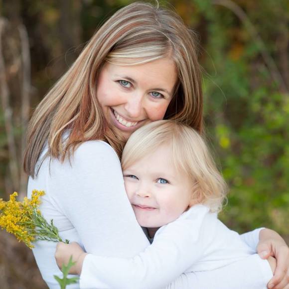 Meet your Posher, Sarah - Picture 1 of 1