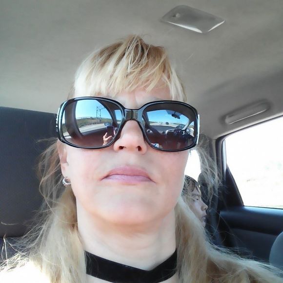 Meet your Posher, Paula - Picture 1 of 1