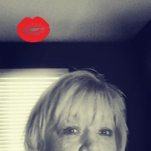 Meet your Posher, Rhonda