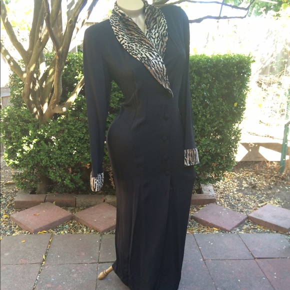 1960s Vintage Black & Leopard Smoking Jacket