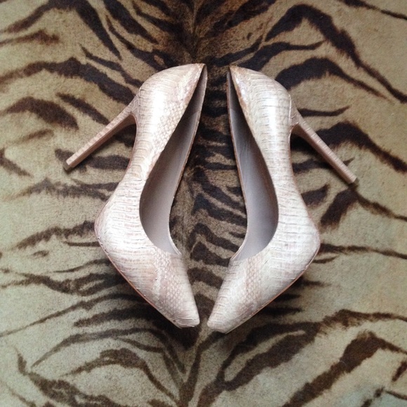 Rachel Roy snake pumps