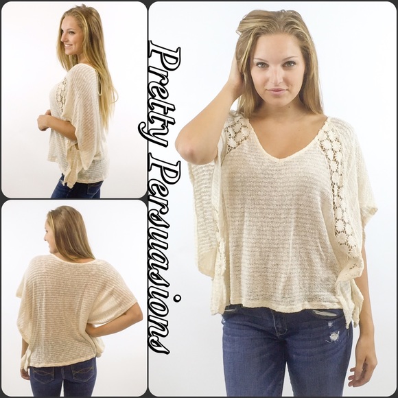 SALE‼️ NWT Boho Batwing Crochet Inset Fluttery Top - Picture 2 of 4