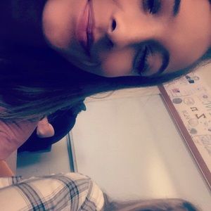 Meet your Posher, Jasmine