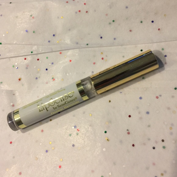 LipSence Oops Remover - Picture 1 of 4