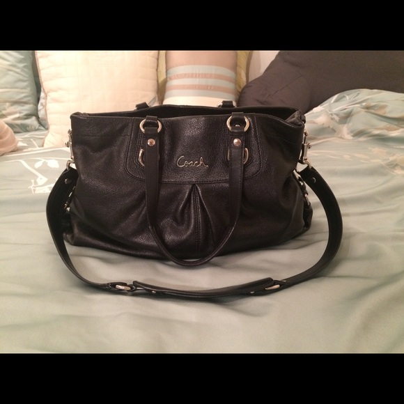 Coach Ashley bag in black