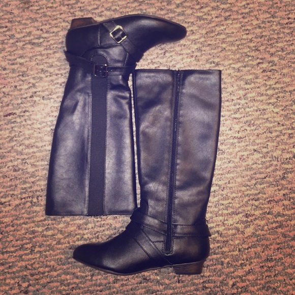 Black boots