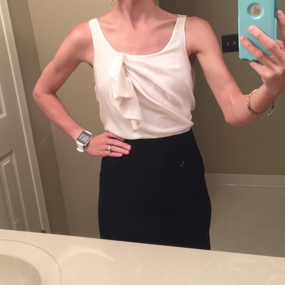 Add'l pics of LOFT dress. See separate listing - Picture 3 of 4