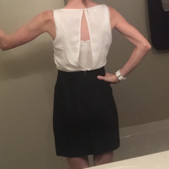 Add'l pics of LOFT dress. See separate listing - Picture 4 of 4