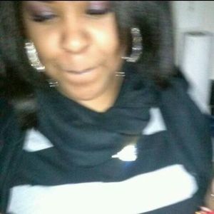 Meet your Posher, Cloteia