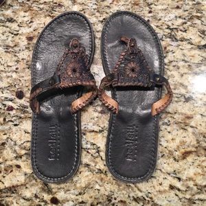 🔥FLASH SALE🔥 Bed stu sandals