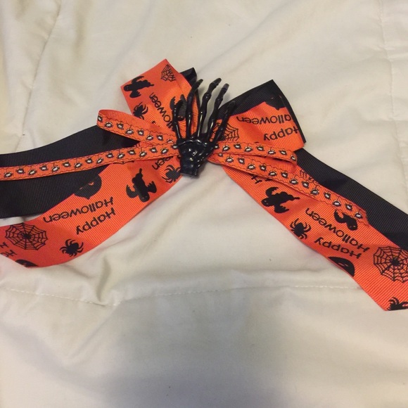 Girls Halloween hair bows