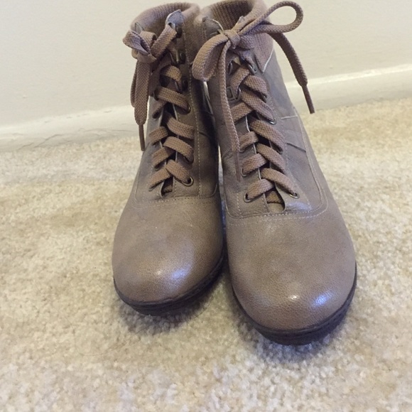 Brown Brera leather hills for fall! - Picture 3 of 4