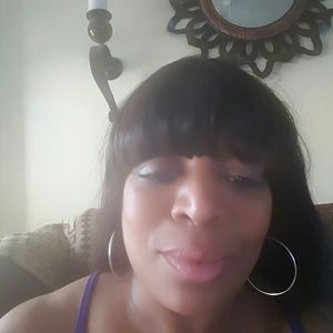 Meet your Posher, Shelia