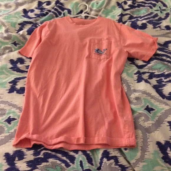 Vineyard vines top