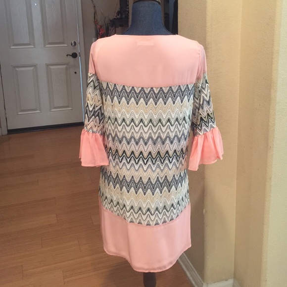 Auditions peach block color & chevron print Dress - Picture 4 of 4