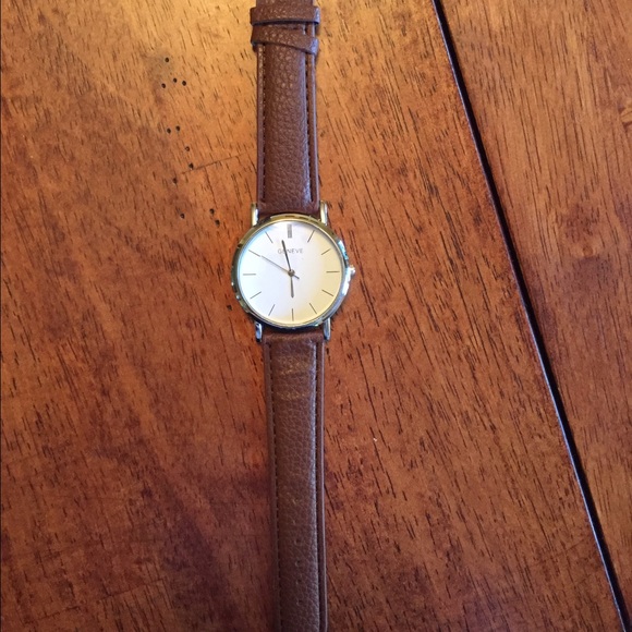 Geneva brown leather watch