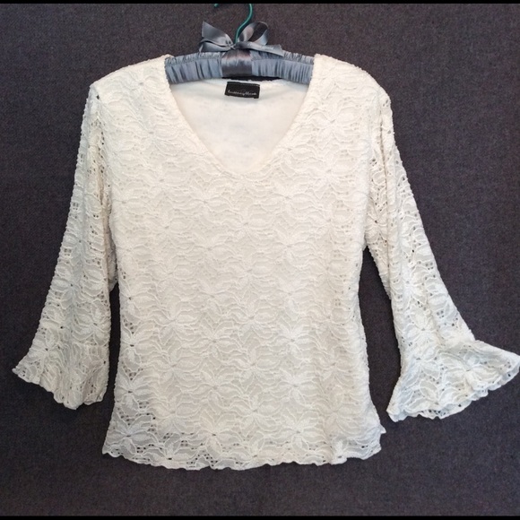 Lined Lace 3/4 Bell Sleeved Ivory Large Top