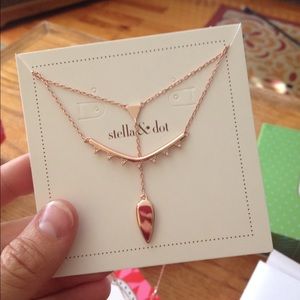 Stella & Dot Tiered Lariet