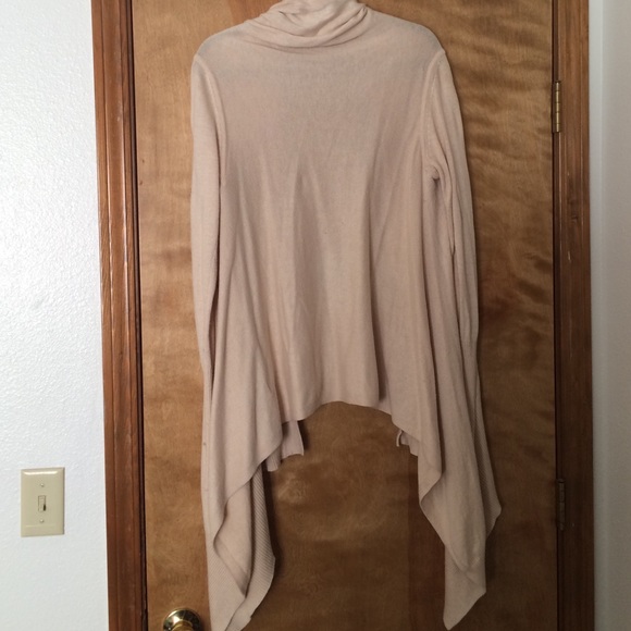Very soft beige cardigan. - Picture 4 of 4