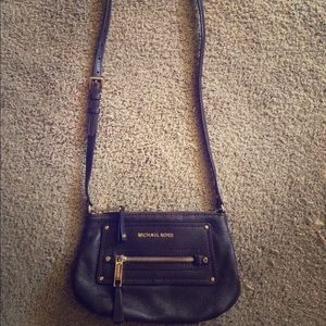 MICHAEL KORS BROWN LEATHER GILMORE CROSSBODY BAG