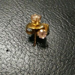 10 karat gold starter earrings