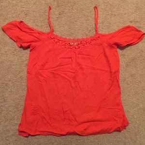 Off the shoulders shirt