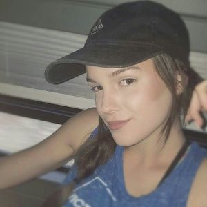 Meet your Posher, Janna