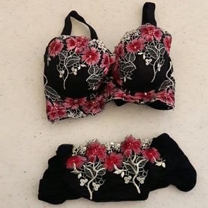 Bra and panties set