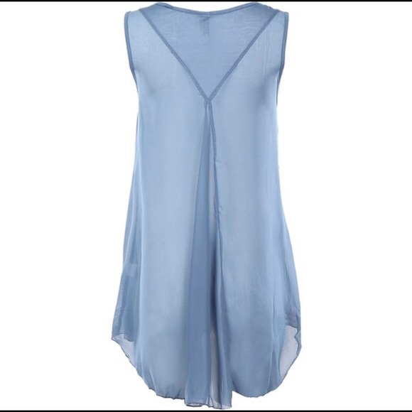 Monoreno Sleeveless Woven Tunic - Picture 2 of 5