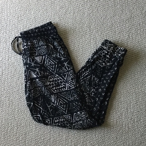 Super stylish jogger styled pants
