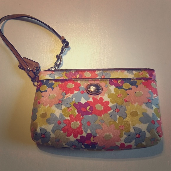 Coach wristlet