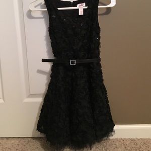 Lace/tulle flowered dress