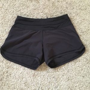 Lululemon black shorts