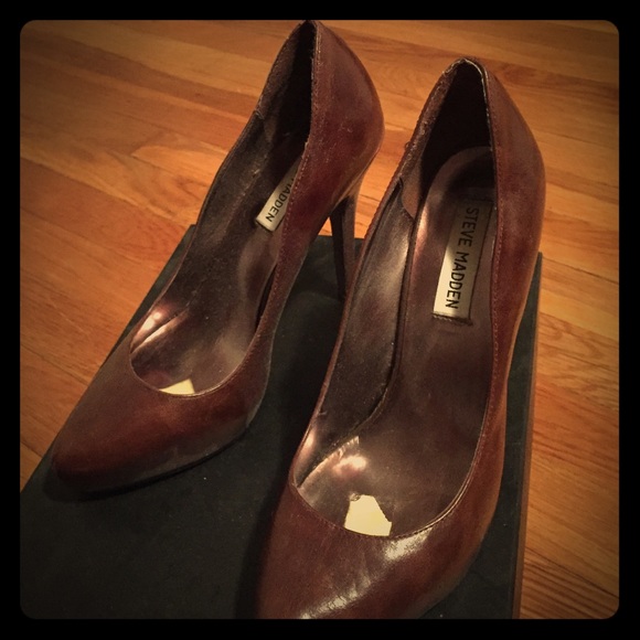 Steve Madden Vivvaa, size 7