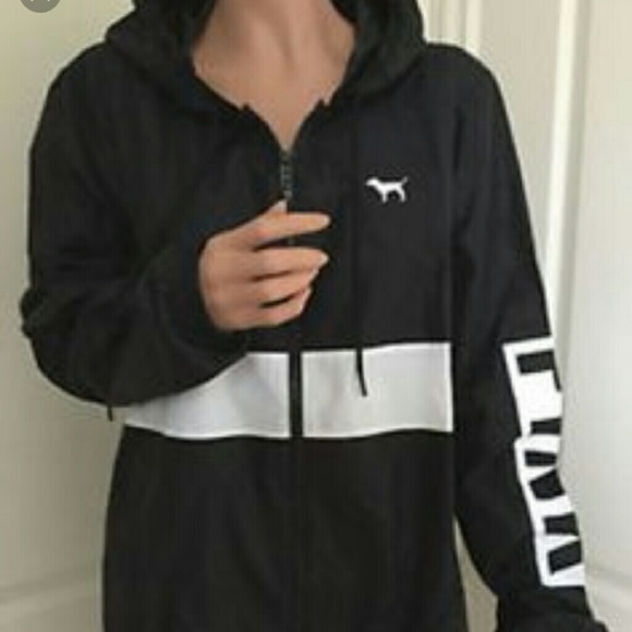 ISO SIZE SMALL VS PINK WINDBREAKER - Picture 4 of 4