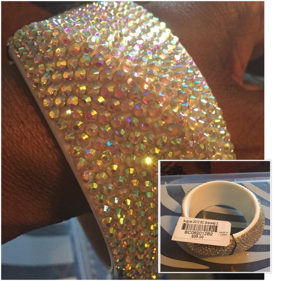 Sold!! Thank you !! - Picture 3 of 4