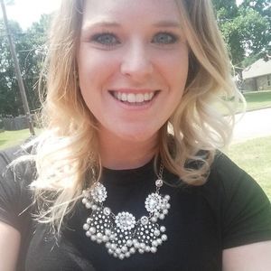 Meet your Posher, Lindsey