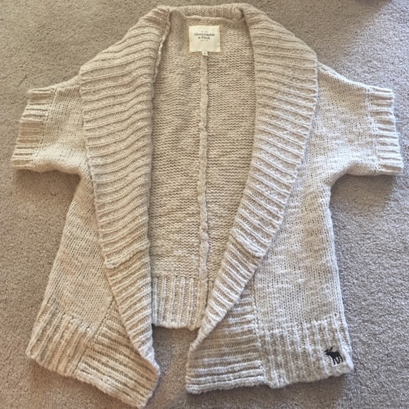 Abercrombie & Fitch sweater