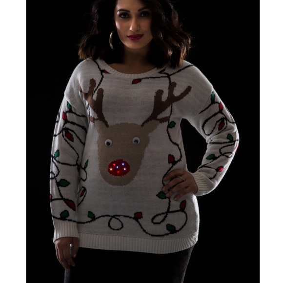 SOLD⭐️Light Up⭐️Reindeer Sweater - Picture 2 of 4
