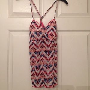 Chevron top