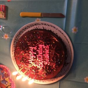 Meet your Posher, Dimple