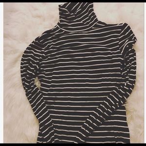 H&M black and white striped turtleneck