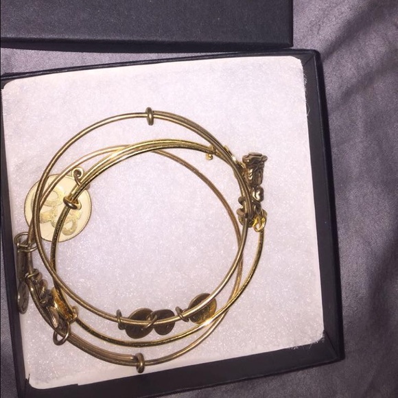Bundle of gold Alex and Ani